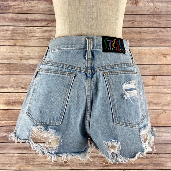 90s style jean shorts